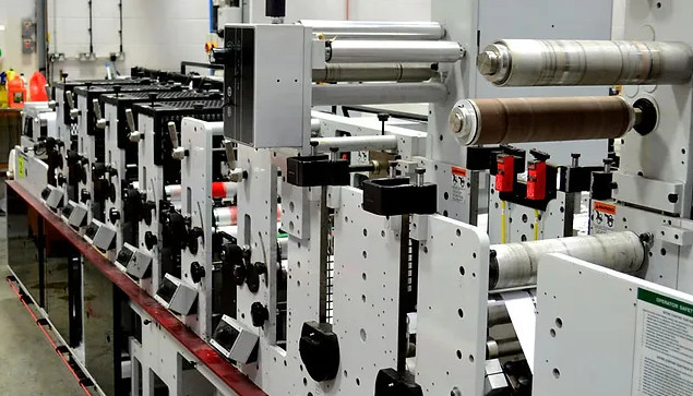 In flexo là công nghệ in tem nhãn hiện đại hiện nay, giúp tạo ra các bài in đặc biệt