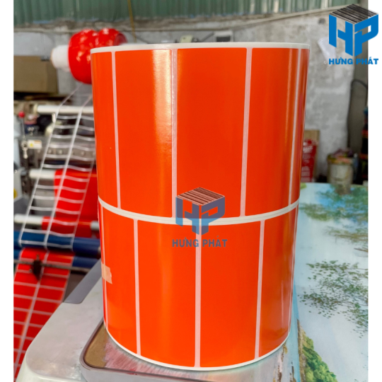 Giấy decal màu đỏ in tem nhãn mã vạch
